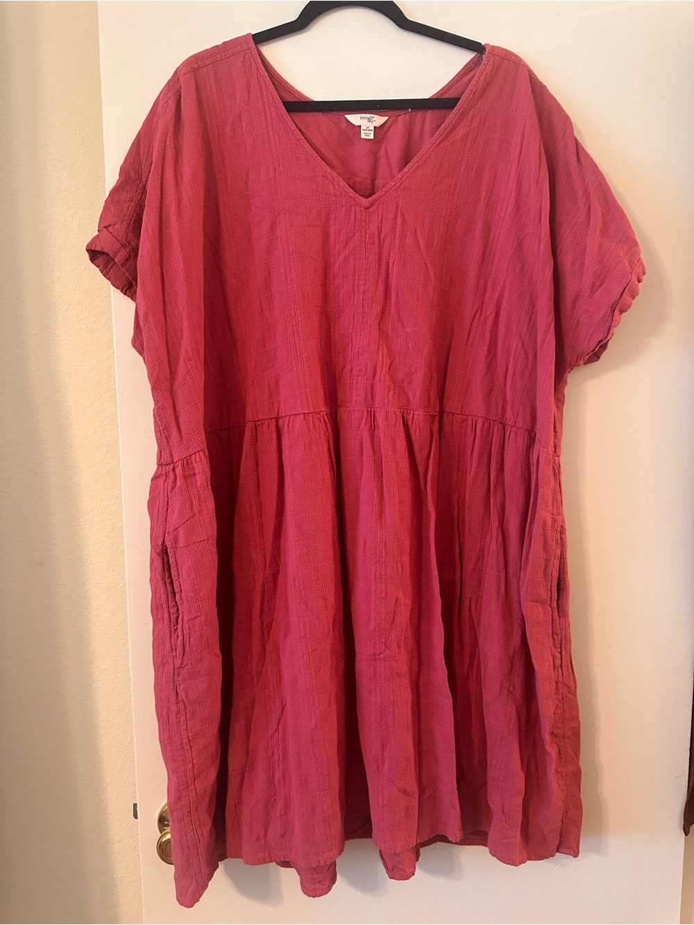 Terra & Sky Gauze V-Neck dress in Raspberry Pink